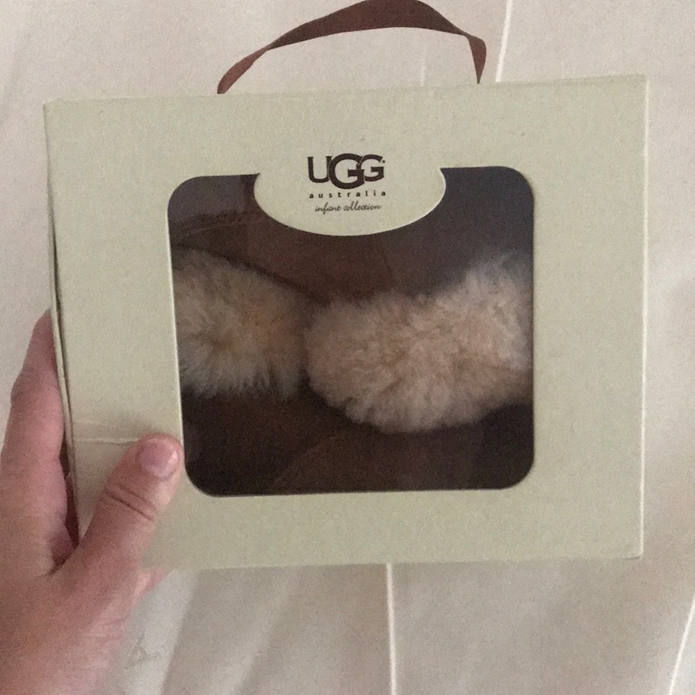 New with tickets! Ugg boots